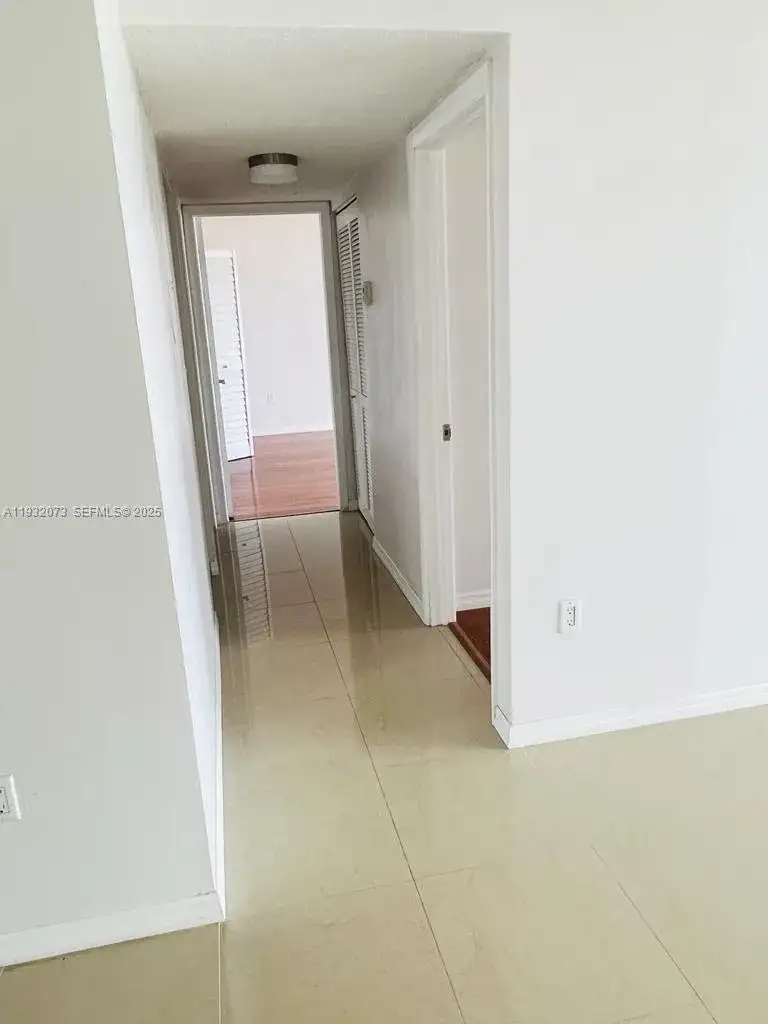 1450 Brickell Bay Dr # 1606, Miami FL 33131 photo 5