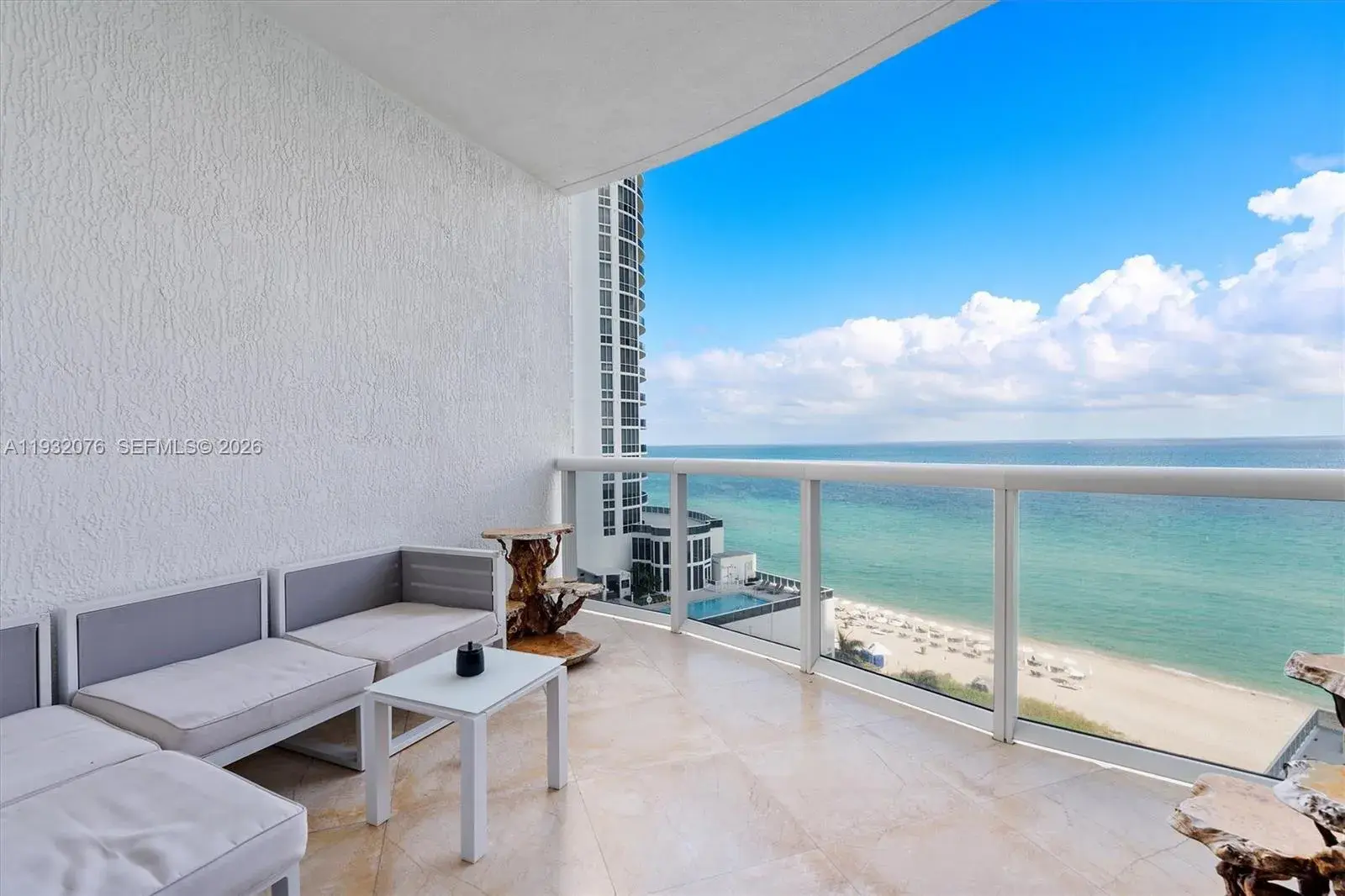 15901 Collins Ave # 904, Sunny Isles Beach FL 33160