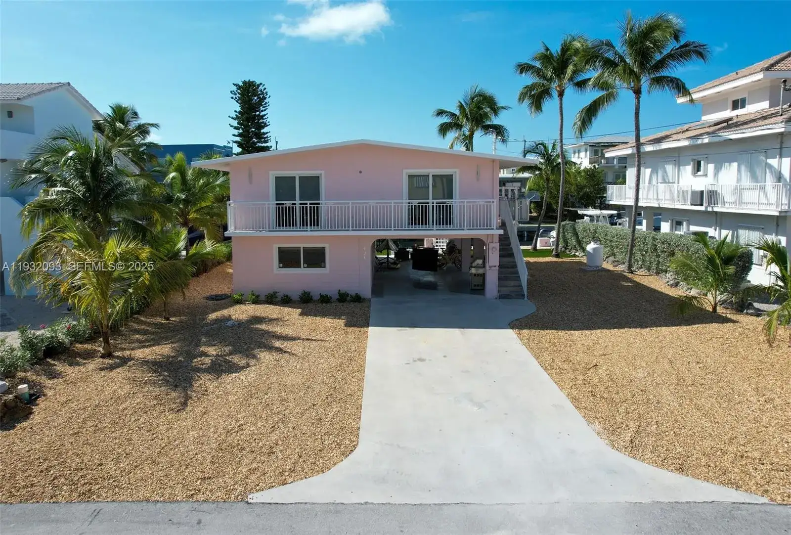 121 Lisbon Ct, Islamorada FL 33036 photo 5