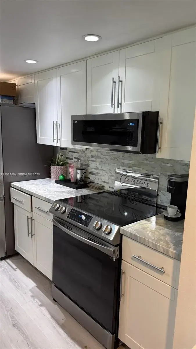 1101 River Reach Dr # 511, Fort Lauderdale FL 33315