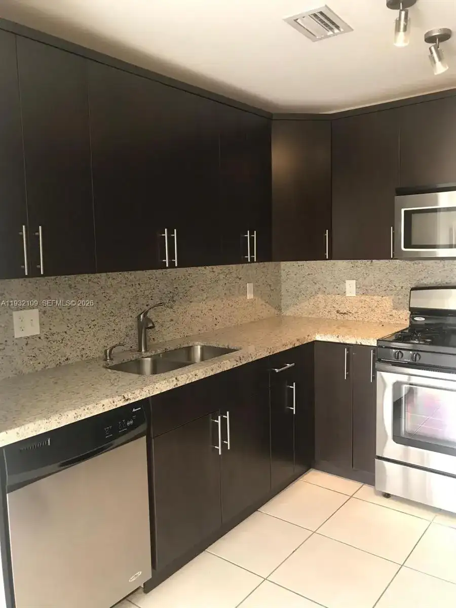 10609 SW 113th Pl # Z, Miami FL 33176 photo 5