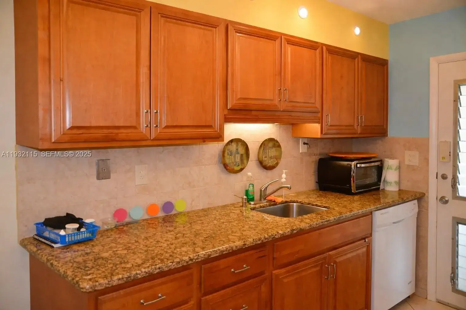 17090 NE 14th Ave # 107, Miami FL 33162 photo 5