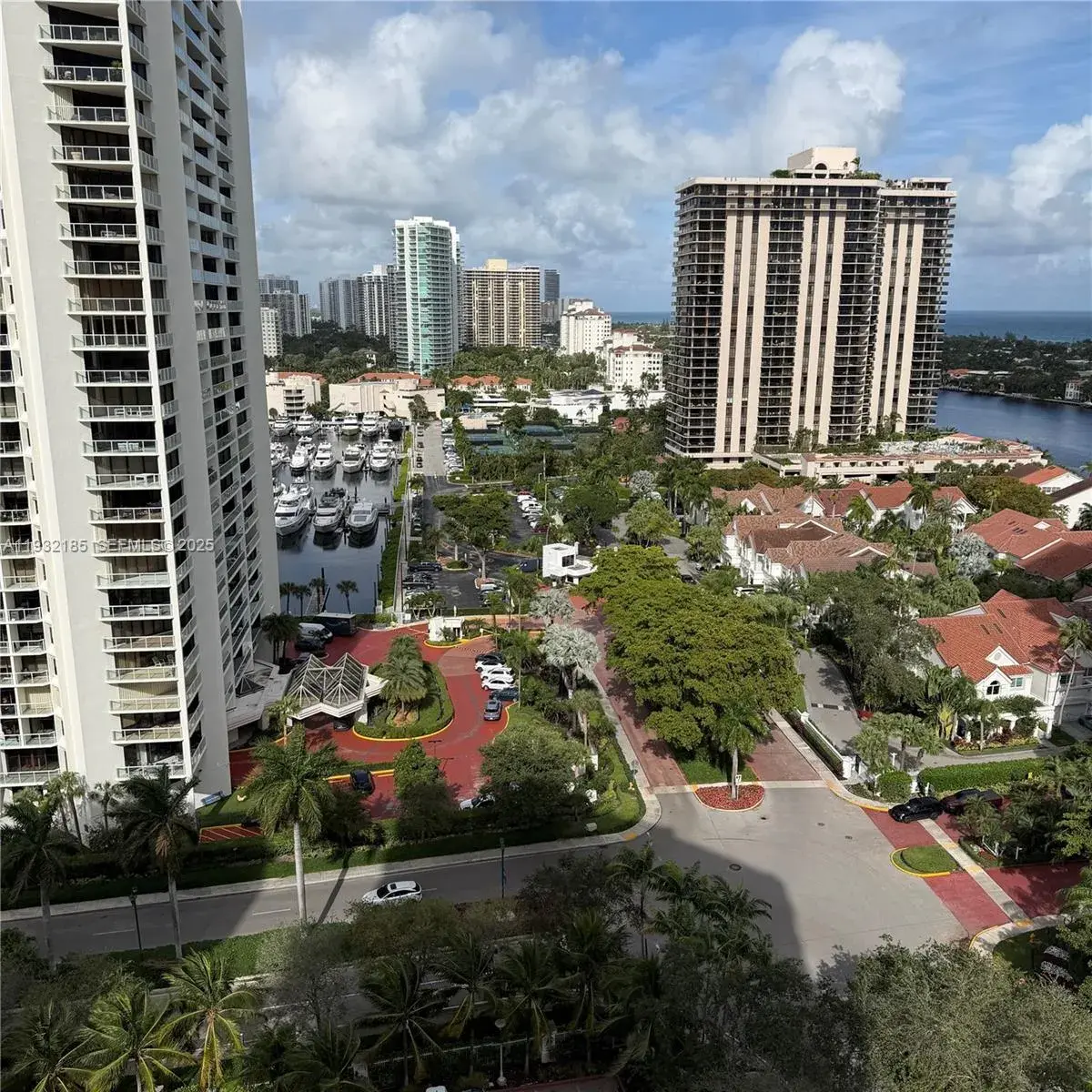 19400 Turnberry Way # 1621, Aventura FL 33180