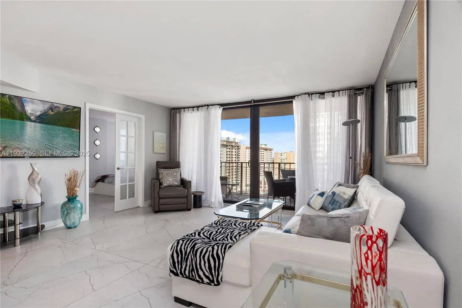 2401 S Ocean Dr # 1204, Hollywood FL 33019