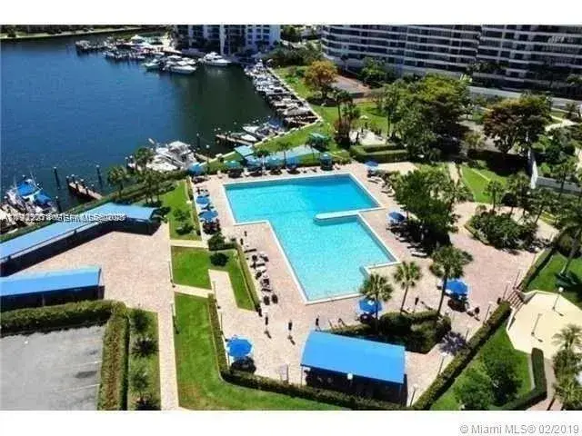 2500 Parkview Dr # 1920, Hallandale Beach FL 33009