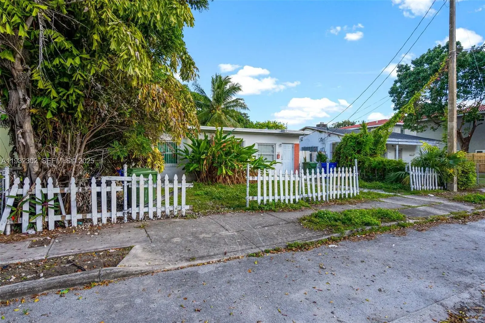 5631 NW 5th Ct, Miami FL 33127