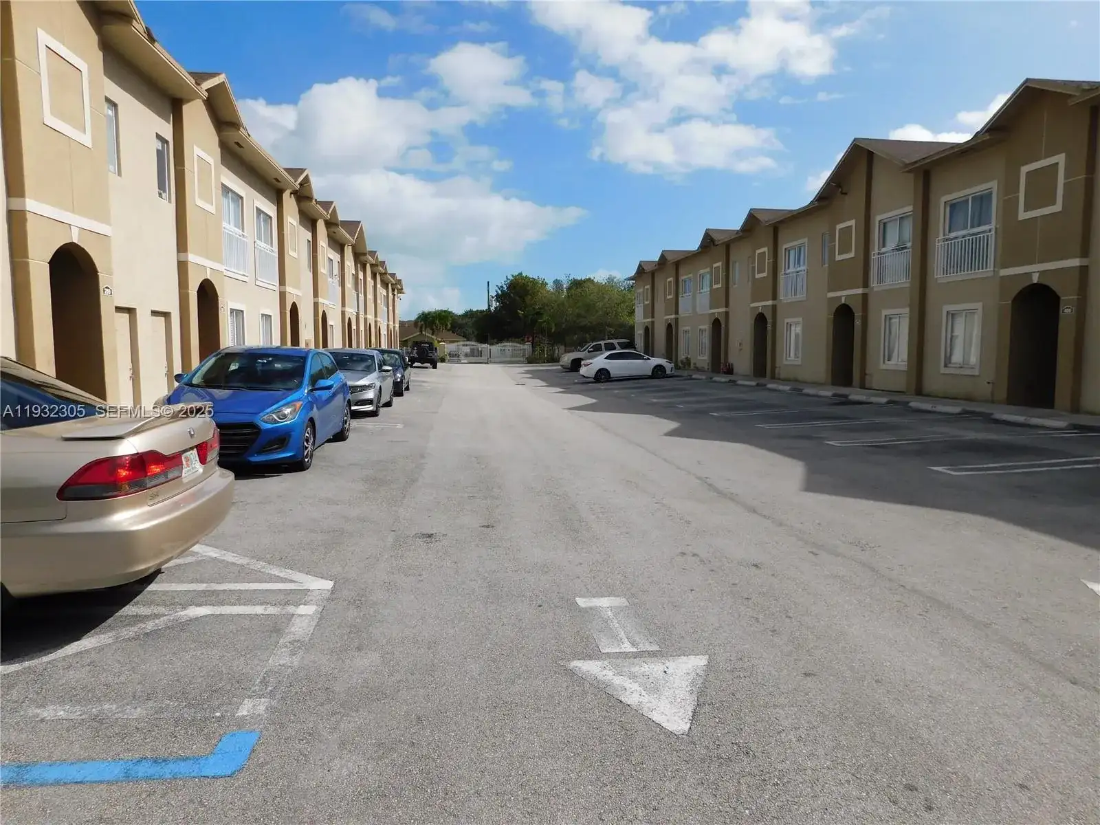 21485 SW 112th Ave # 408, Cutler Bay FL 33189 photo 3