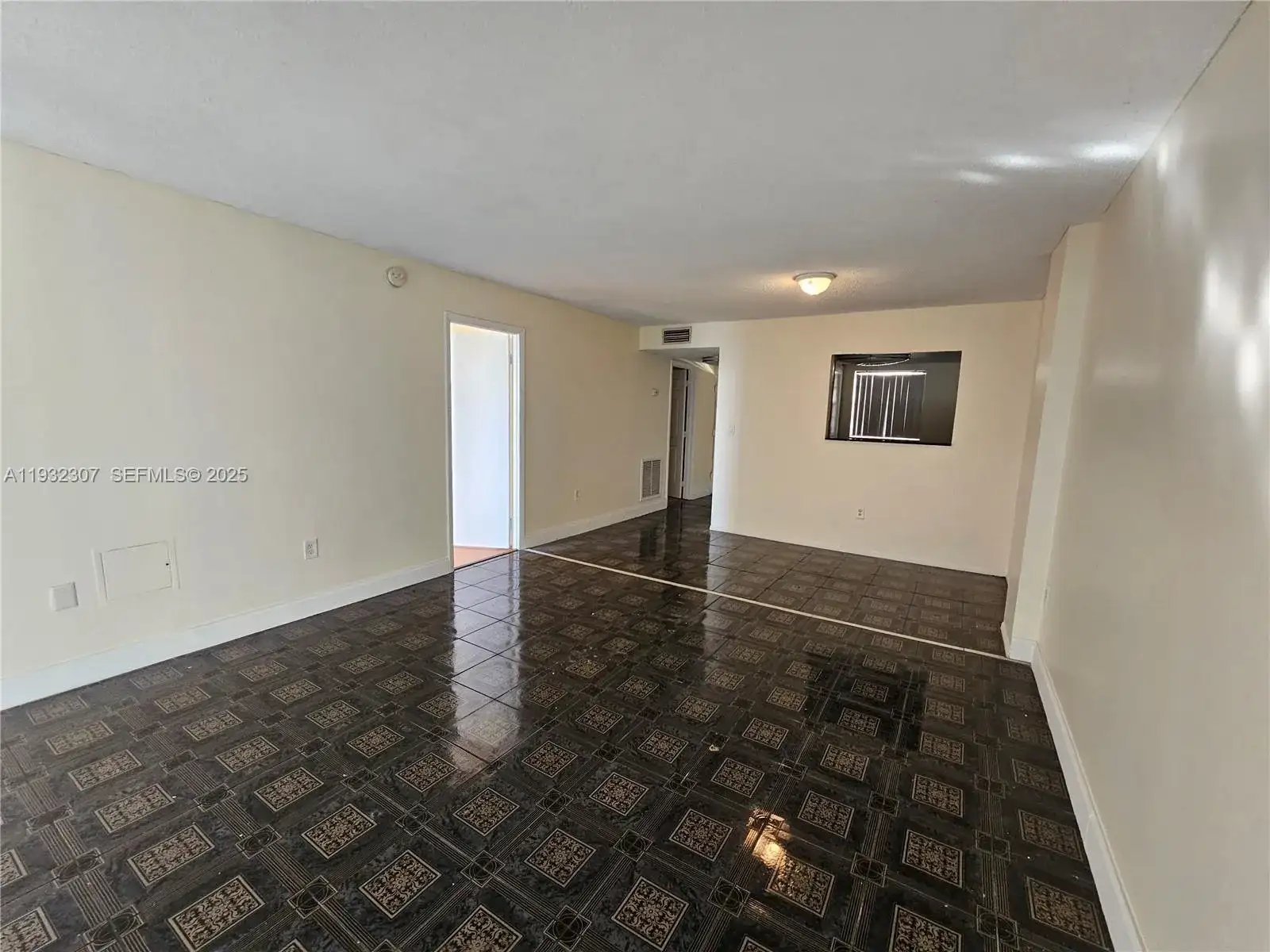 15600 NW 7th Ave # 704, Miami FL 33169 photo 3
