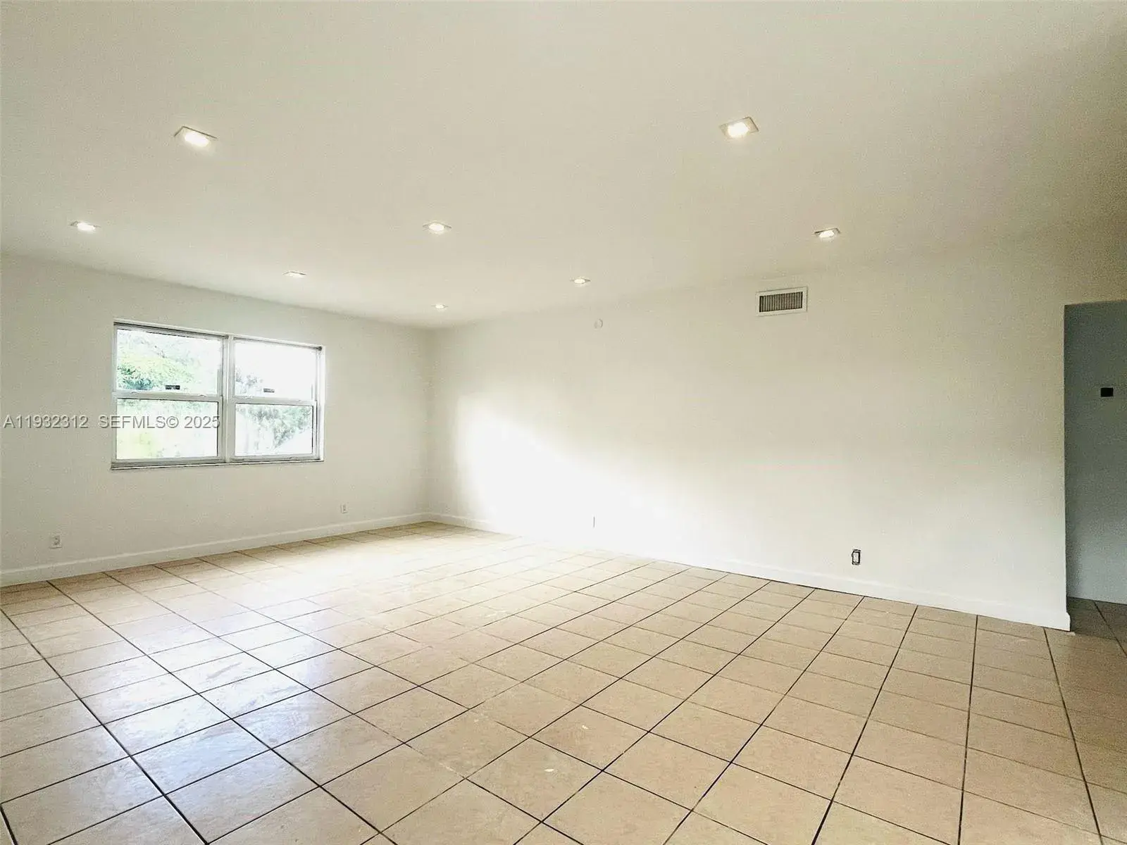 608 SW 16th Ave # 3, Fort Lauderdale FL 33312