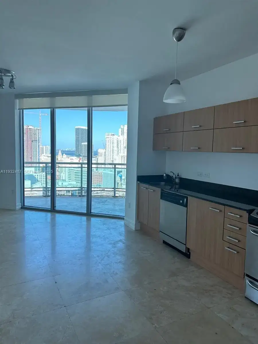 350 S Miami Ave # 2913, Miami FL 33130 photo 5