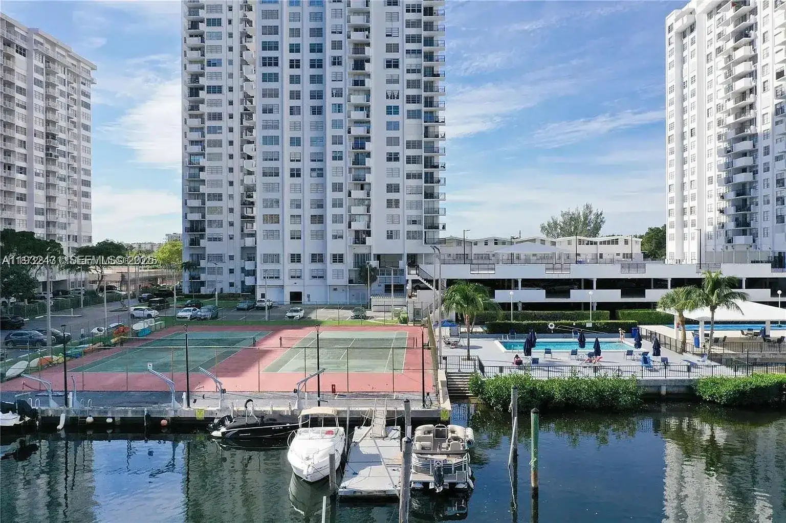 2780 NE 183rd St # 1805, Aventura FL 33160 photo 3