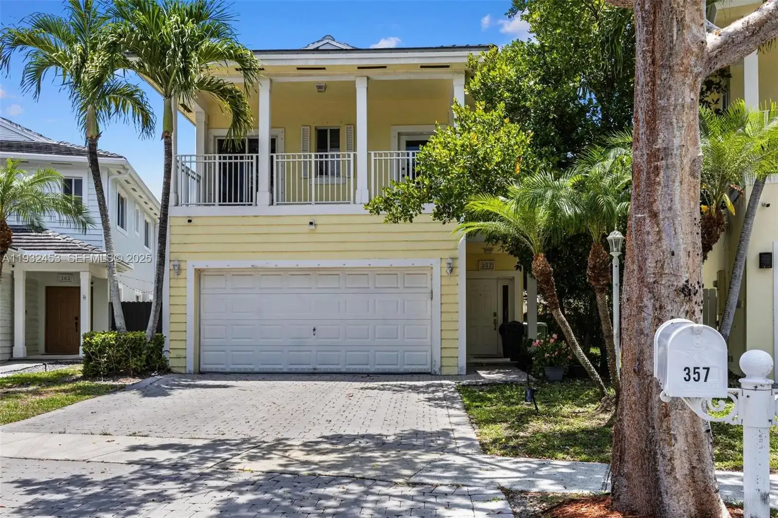 357 NE 35th Ter, Homestead FL 33033 photo 2