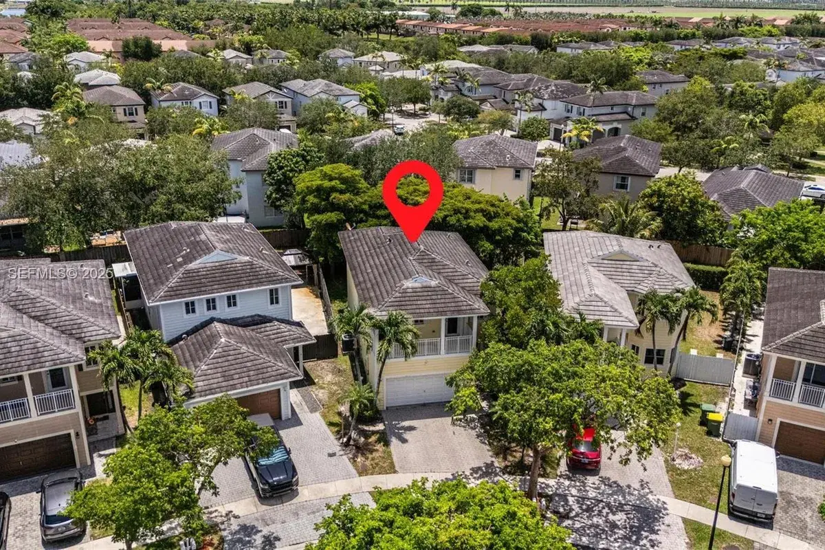 357 NE 35th Ter, Homestead FL 33033