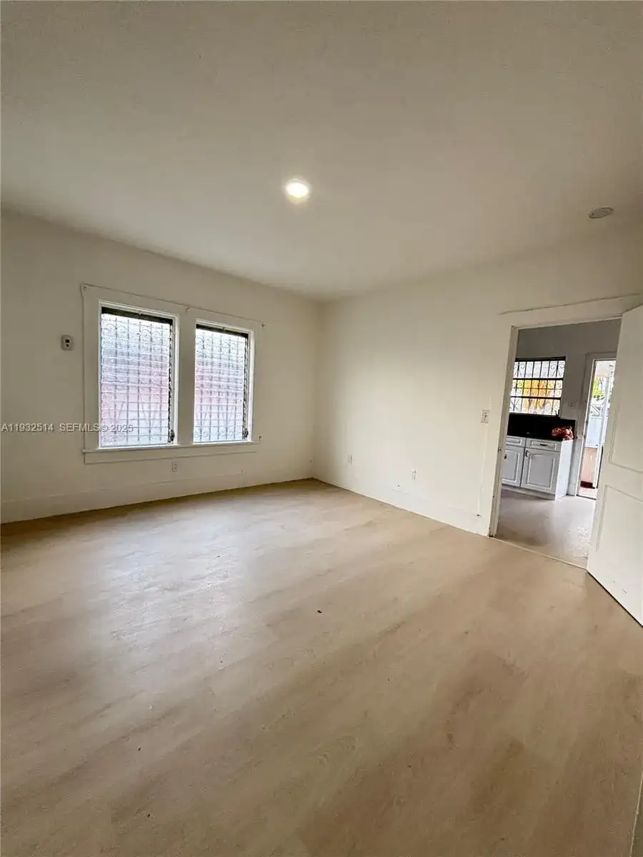 2035 NW 26th St # 0, Miami FL 33142 photo 4