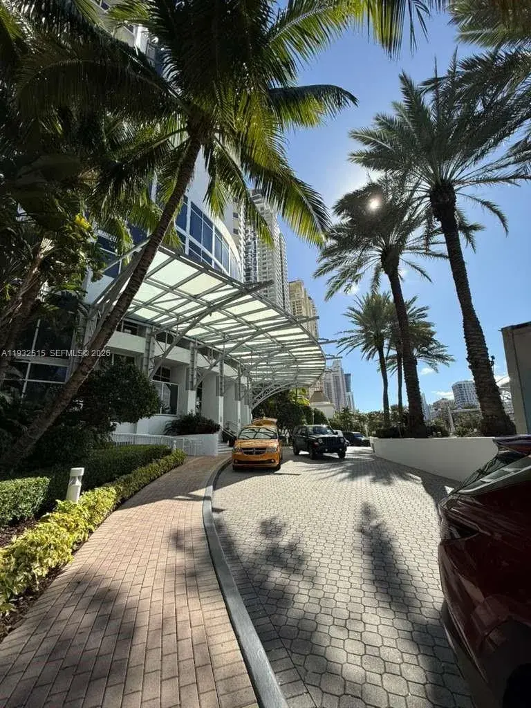 18001 Collins Ave # 1006, Sunny Isles Beach FL 33160