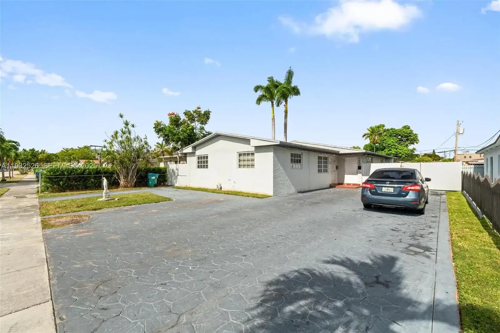 11441 SW 2nd St # 11443, Sweetwater FL 33174