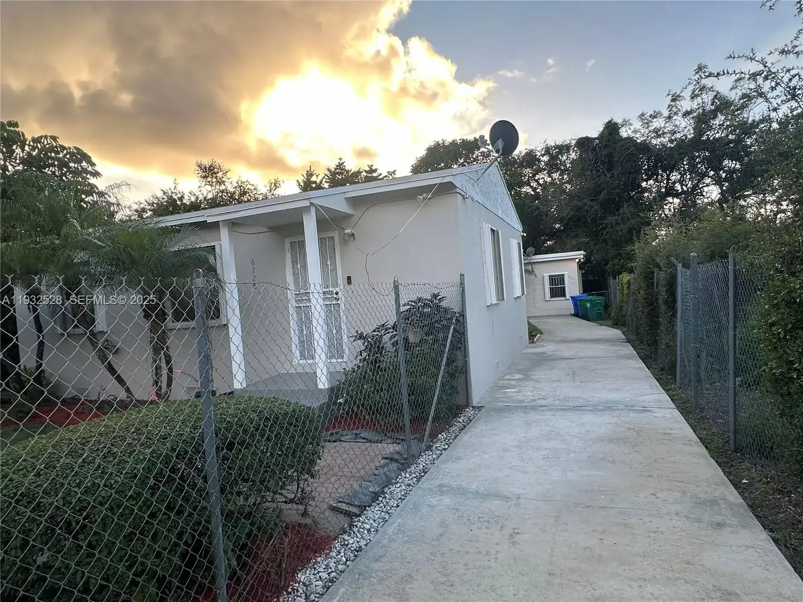 6720 NW 4th Ave, Miami FL 33150 photo 5