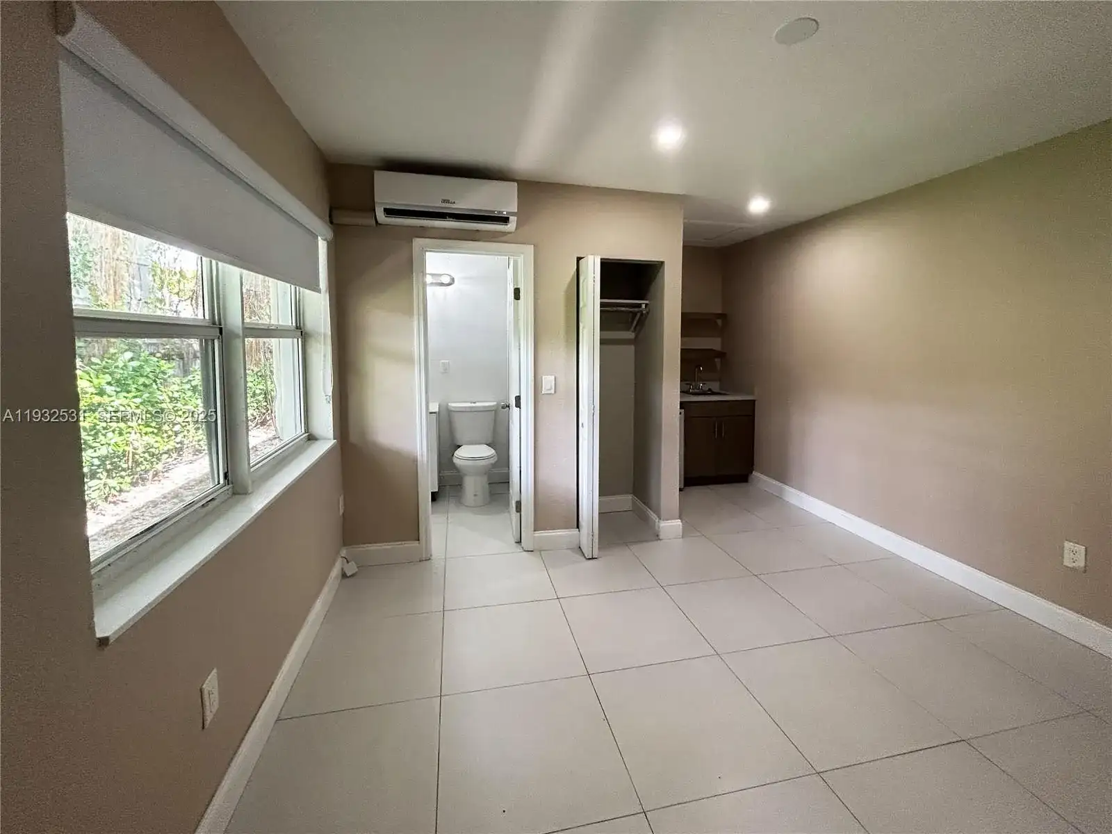 1265 SW 6th St # 16, Miami FL 33135 photo 3