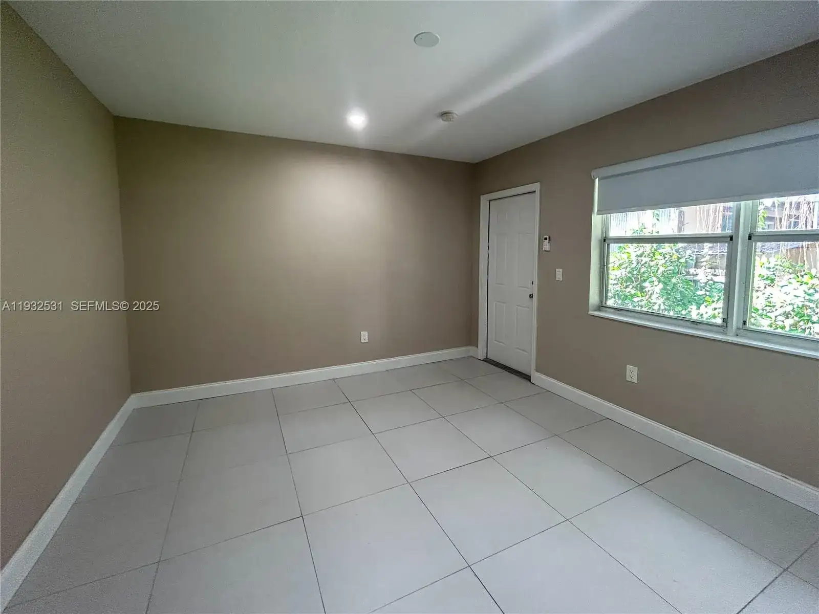 1265 SW 6th St # 16, Miami FL 33135 photo 4