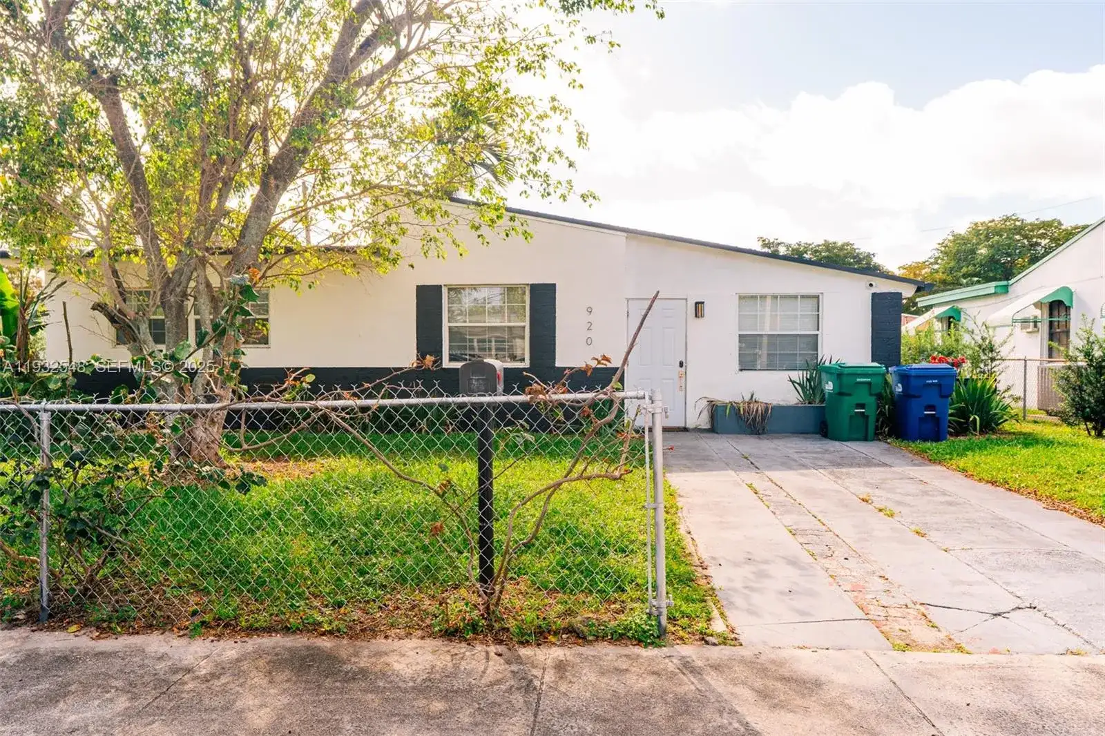 920 NW 84th St, Miami FL 33150 photo 3