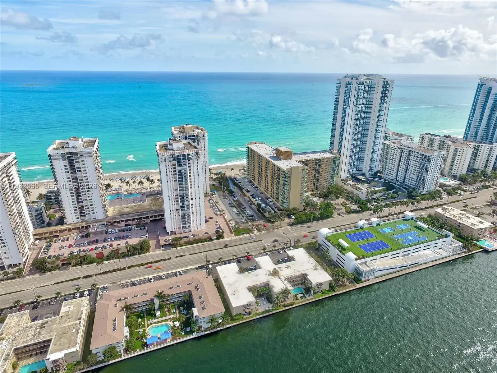 2600 S Ocean Dr # S104, Hollywood FL 33019