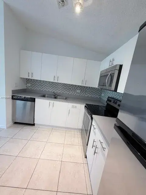 3650 N 56th Ave # 516, Hollywood FL 33021