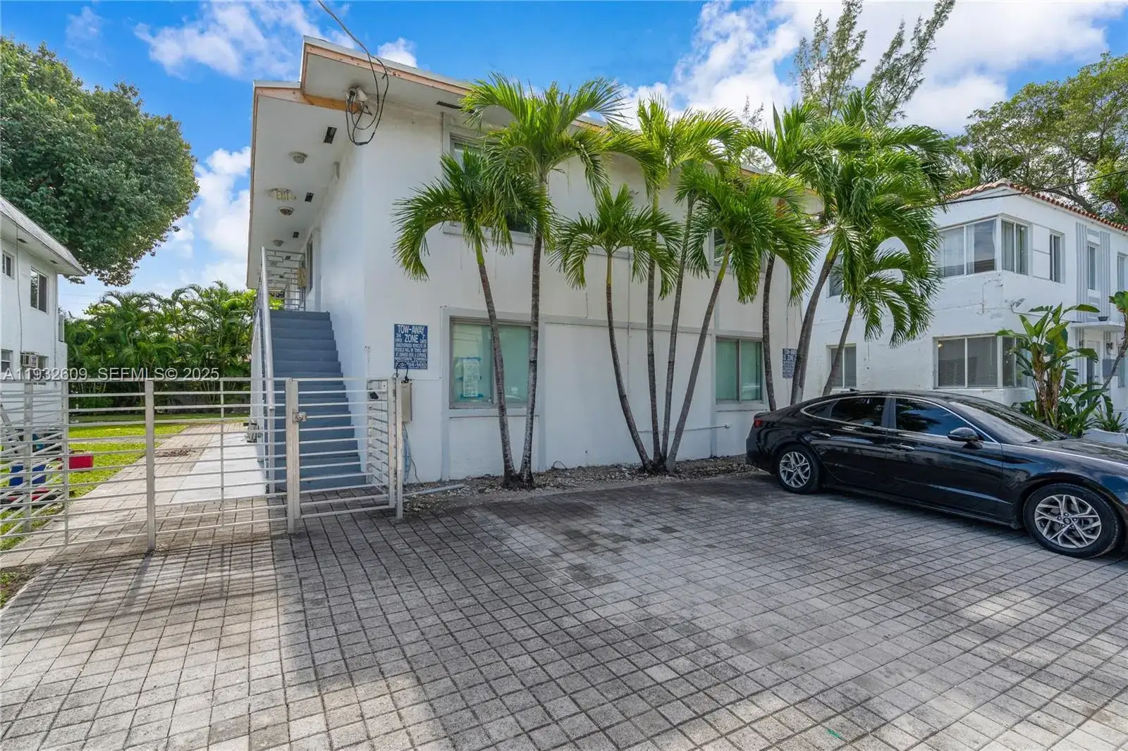 560 NE 63rd St, Miami FL 33138 photo 4