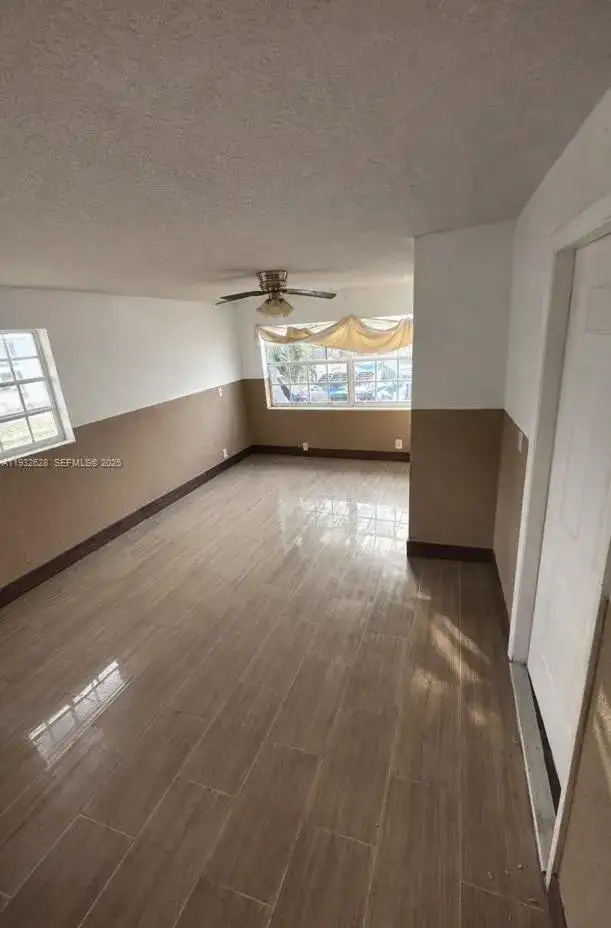 14405 NE 5th Ave # B, Miami FL 33161 photo 5