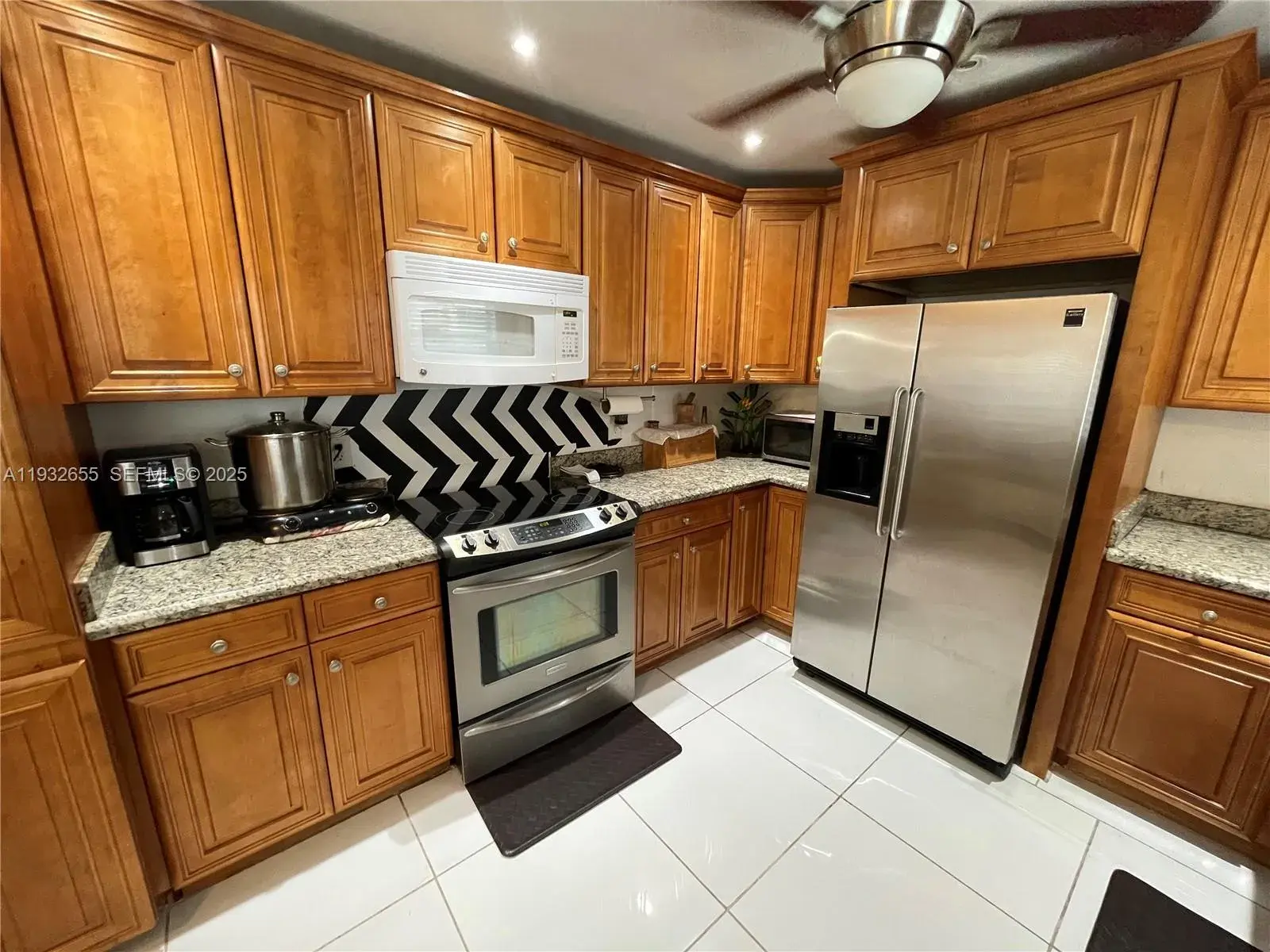 8951 SW 16th St, Boca Raton FL 33433