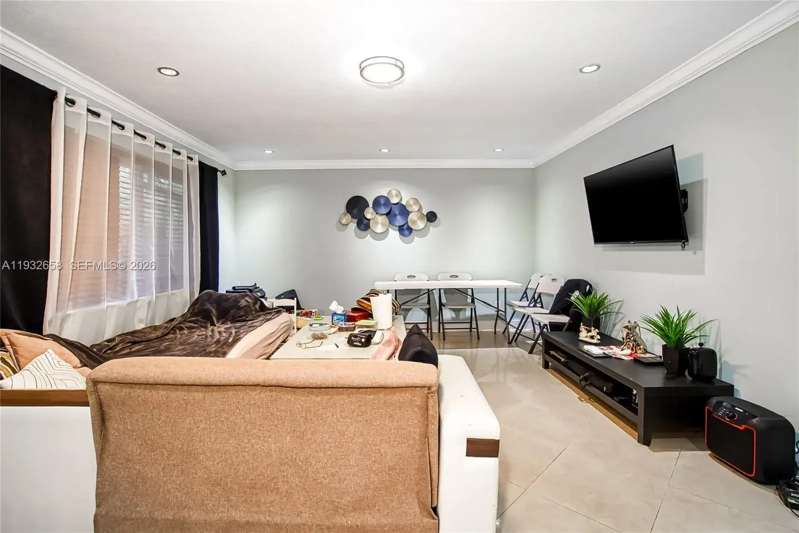 1457 Atlantic Shores Blvd, Hallandale Beach FL 33009 photo 4