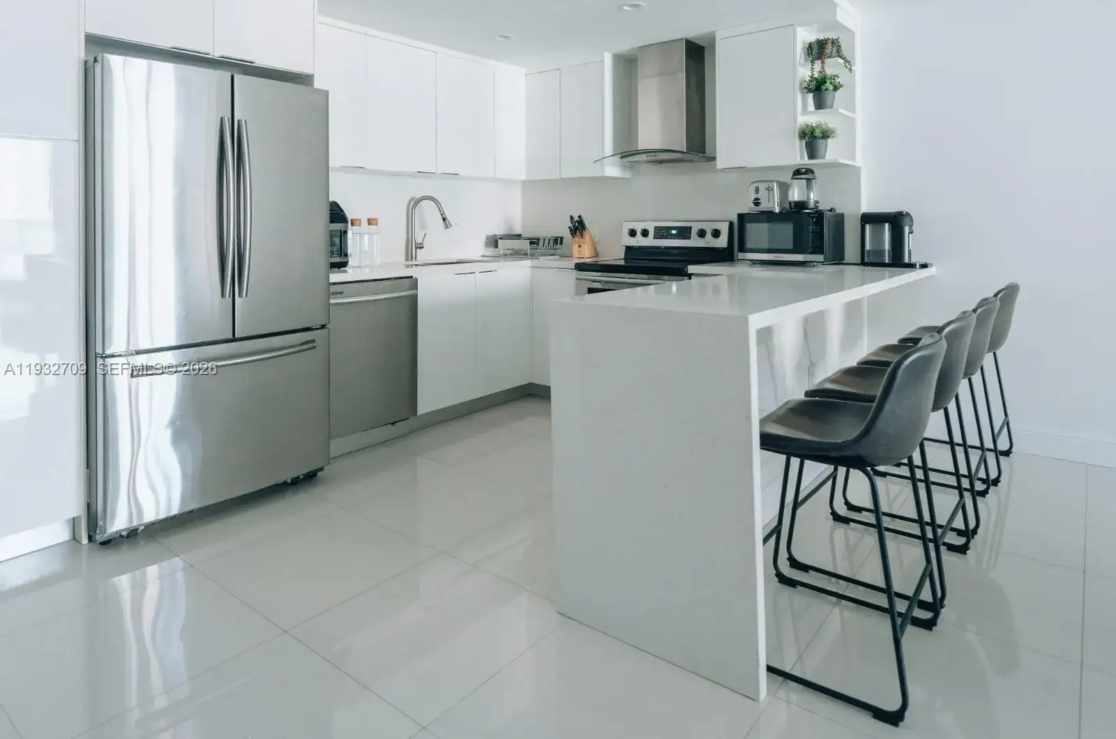 19380 Collins Ave # 1003, Sunny Isles Beach FL 33160 photo 5