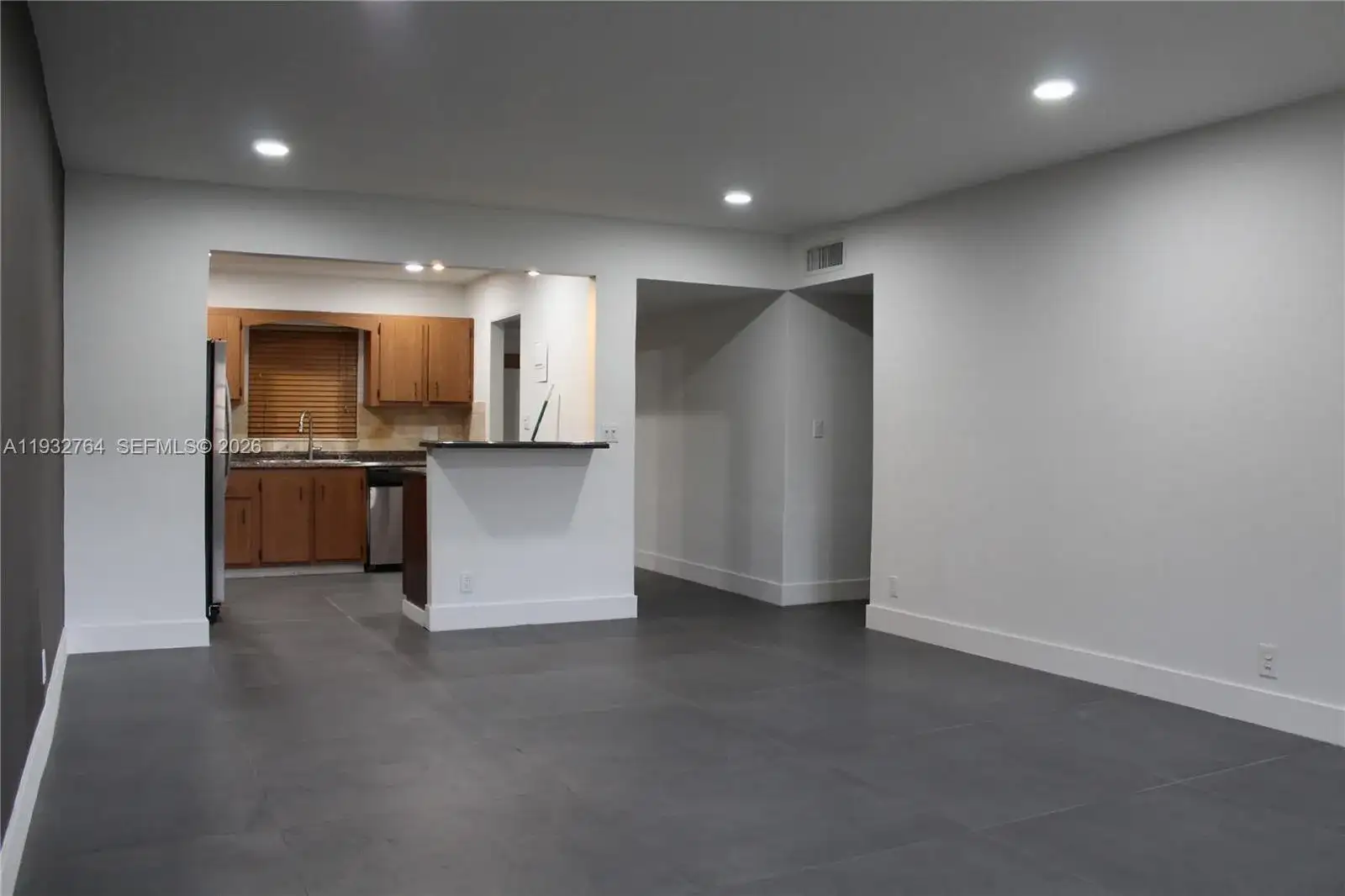 5140 SW 40th Ave # 3C, Dania Beach FL 33314 photo 3
