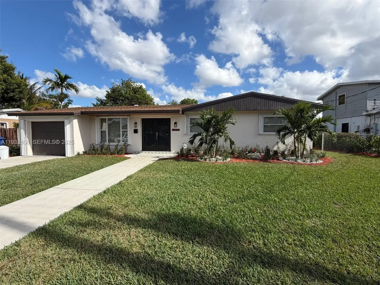 6181 SW 109 ct, Unincorporated Dade County FL 33173 photo 3
