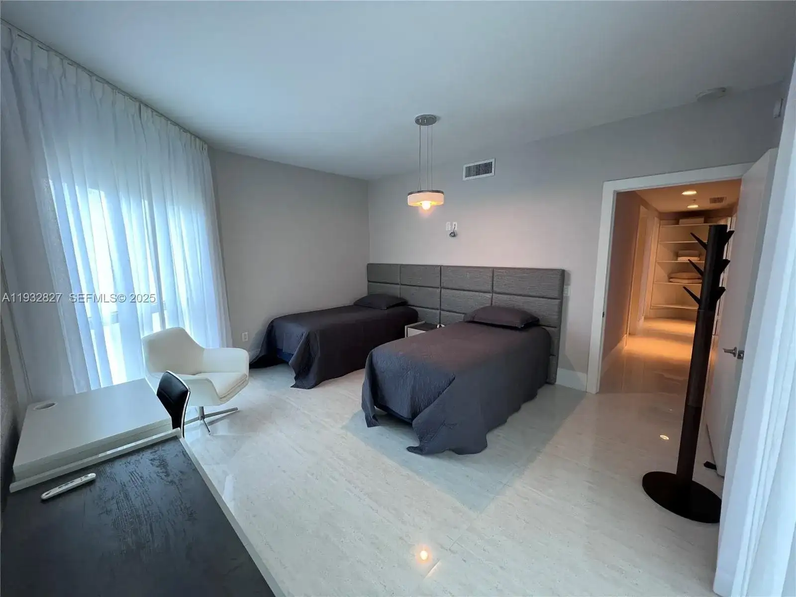 17301 Biscayne Blvd # 1402, North Miami Beach FL 33160 photo 4