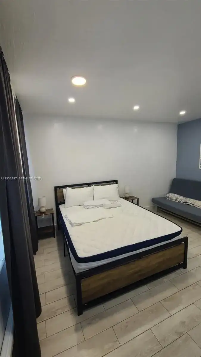761 Euclid Ave # 7, Miami Beach FL 33139 photo 3