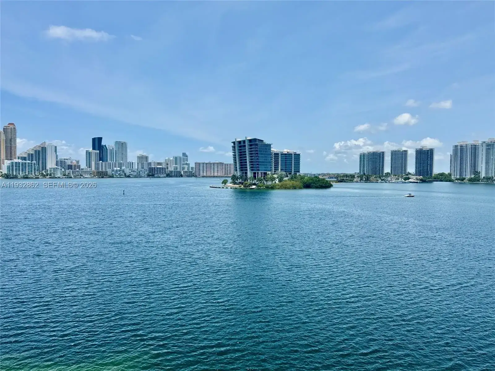 3530 Mystic Pointe Dr # 1212, Aventura FL 33180 photo 3