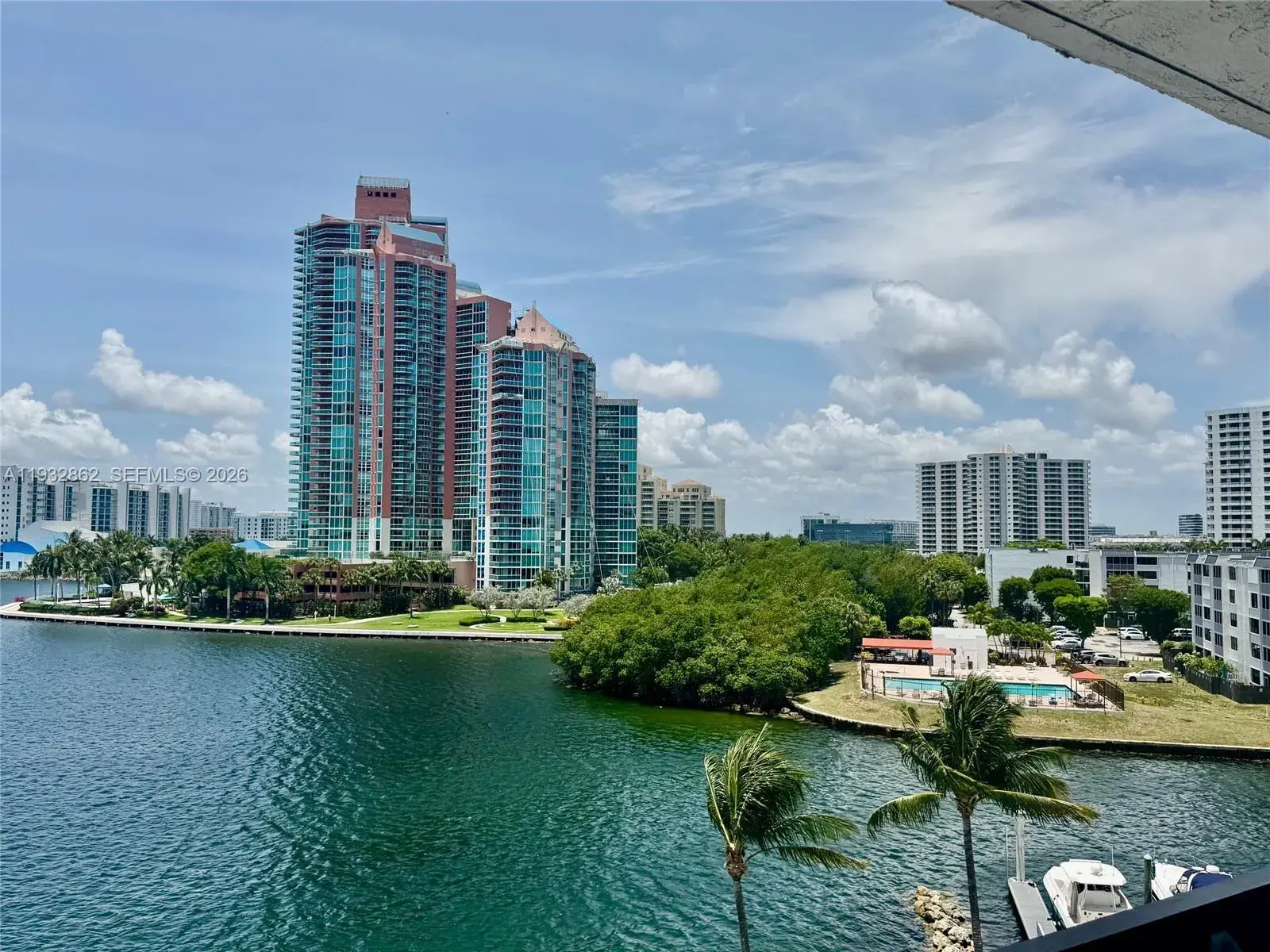 3530 Mystic Pointe Dr # 1212, Aventura FL 33180