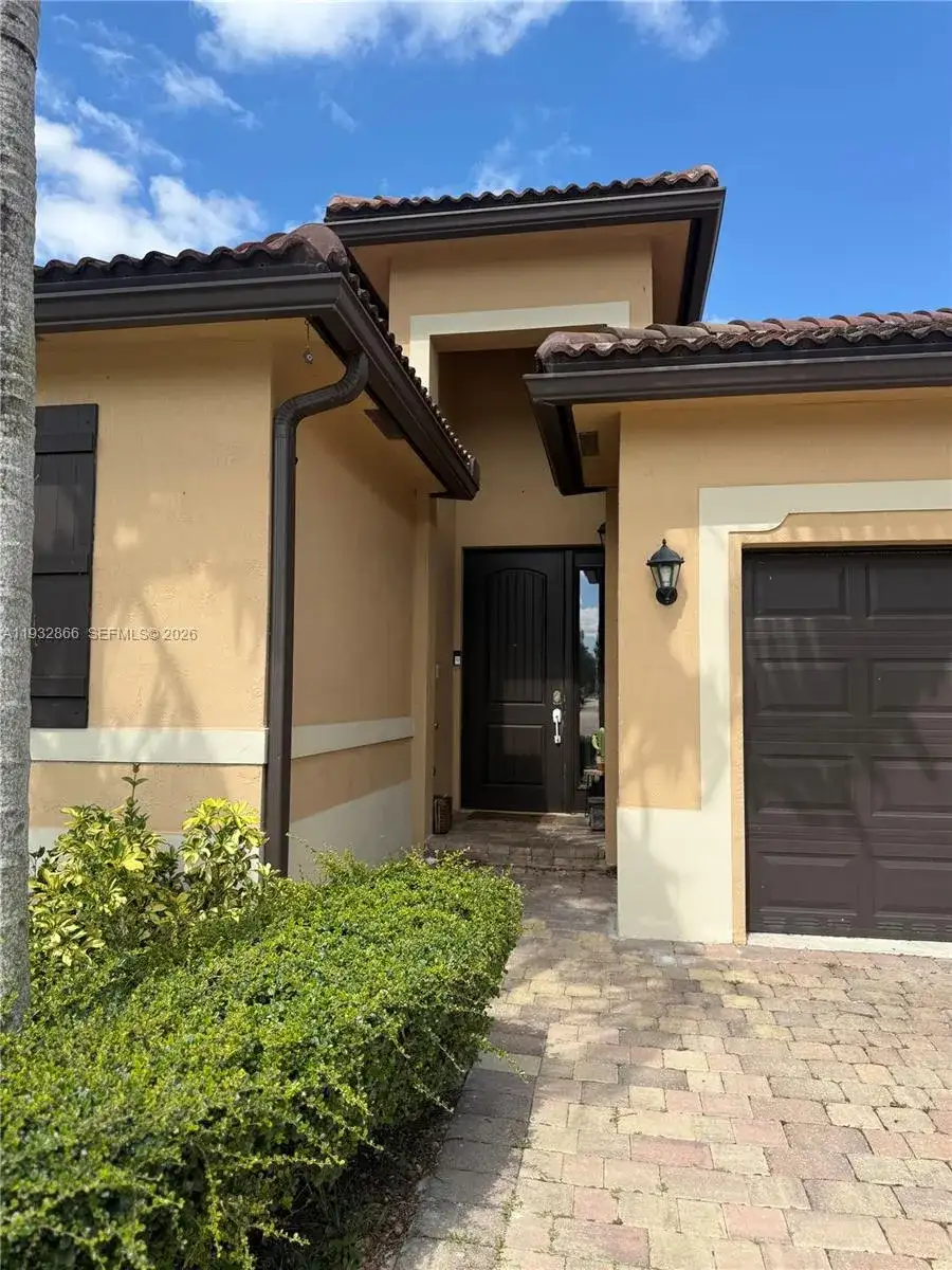 12071 SW 253rd St, Homestead FL 33032 photo 2