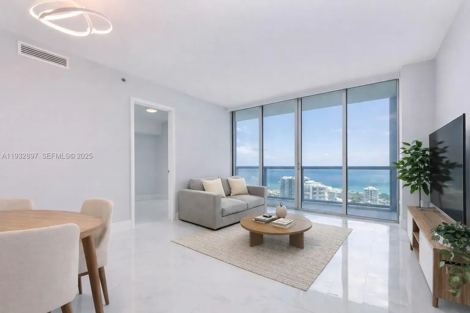 2 bedroom 2 bath Residential for sale at 475 Brickell Ave # 3407, Miami FL 33131