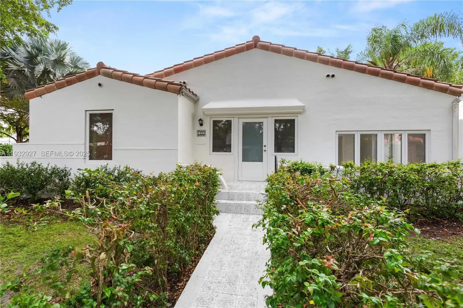 1222 Genoa St, Coral Gables FL 33134 photo 2