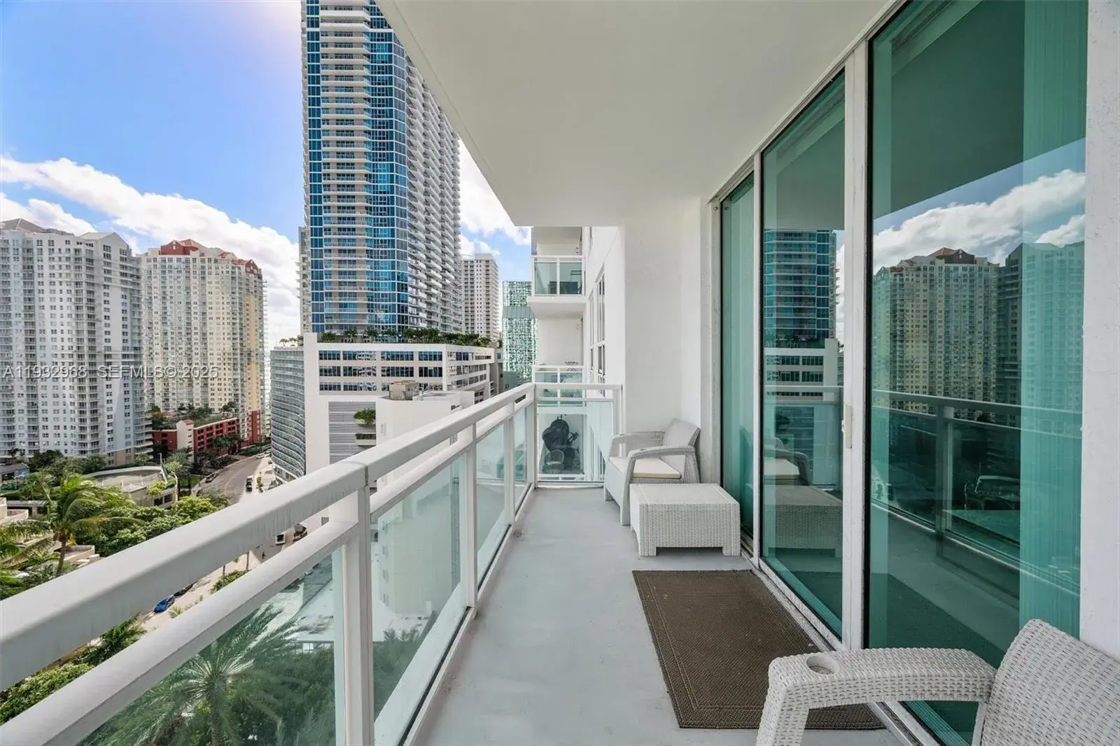 951 Brickell Ave # 1806, Miami FL 33131