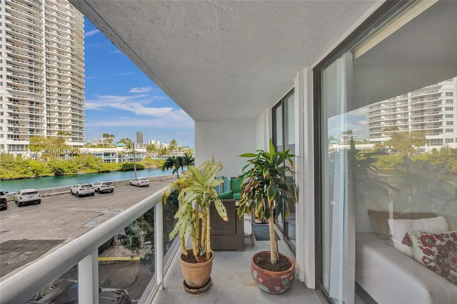 20515 E Country Club Dr # 249, Aventura FL 33180