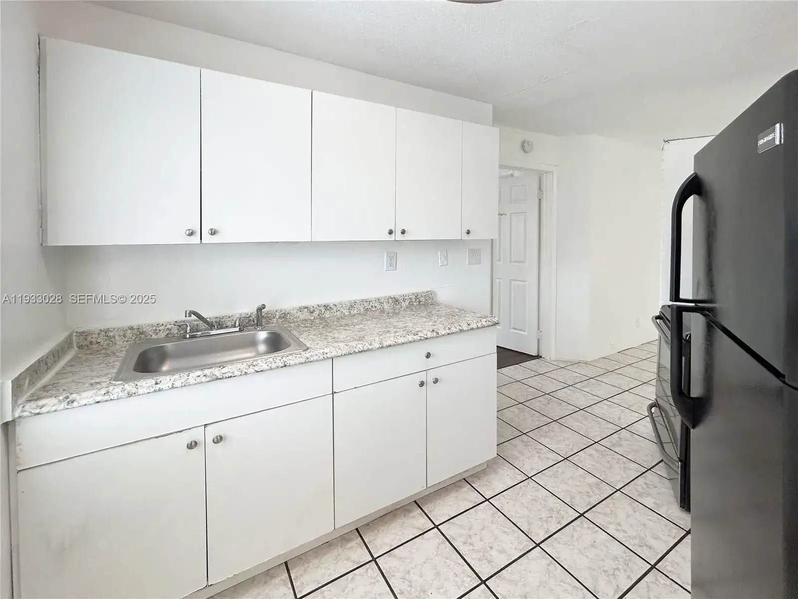 3049 NW 9th Ave # 6, Wilton Manors FL 33311 photo 2