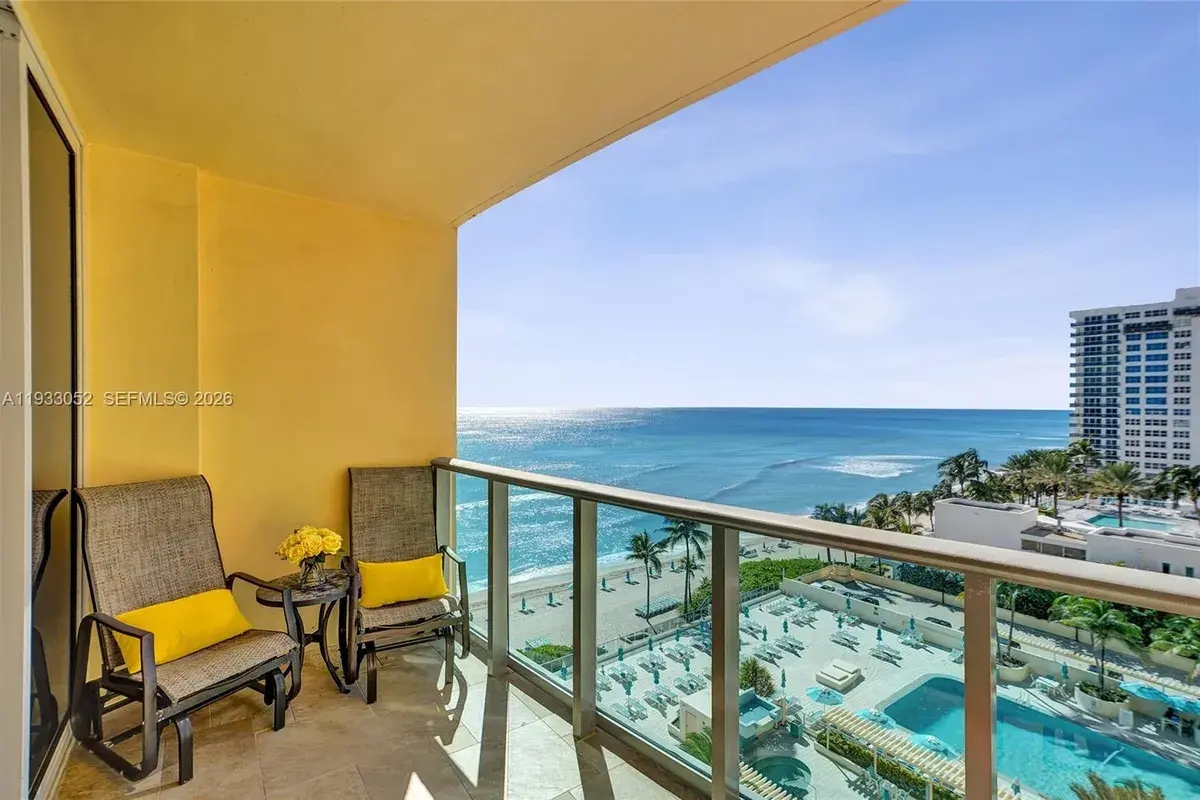 2501 S Ocean Dr, Hollywood FL 33019