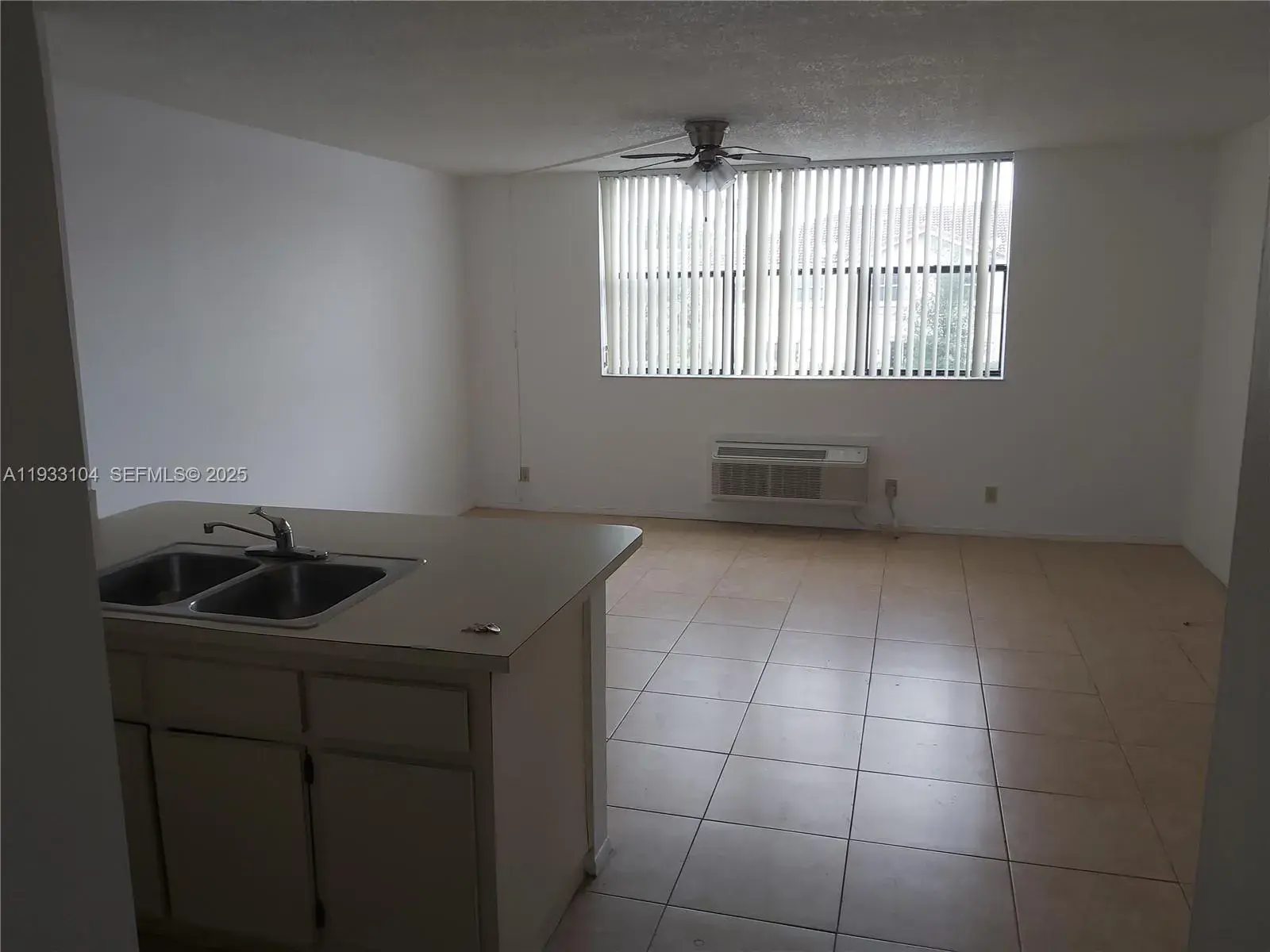 2501 Riverside Dr # A, Coral Springs FL 33065