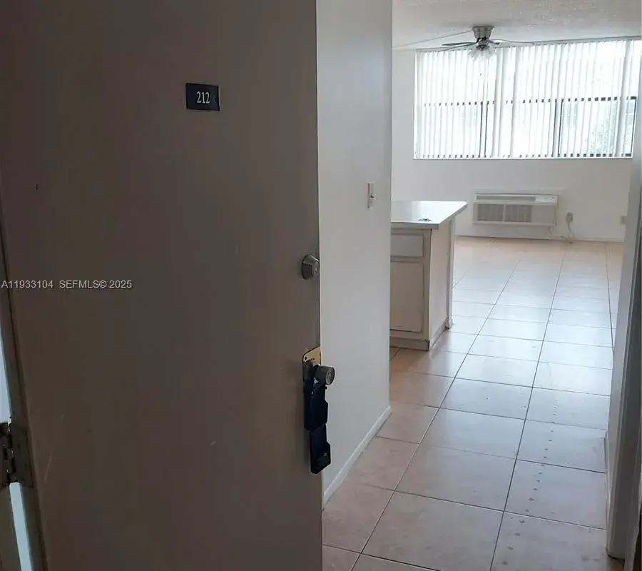 2501 Riverside Dr # A, Coral Springs FL 33065