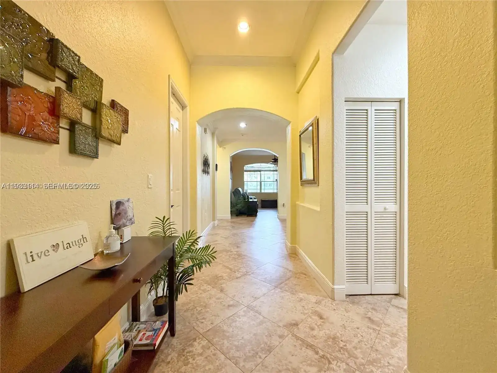 8934 SW 206th St, Cutler Bay FL 33189 photo 4