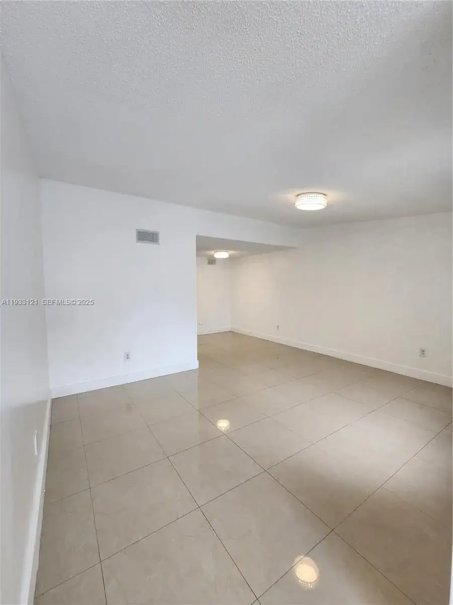 6934 NW 166th Ter # 1402, Miami Lakes FL 33014 photo 2