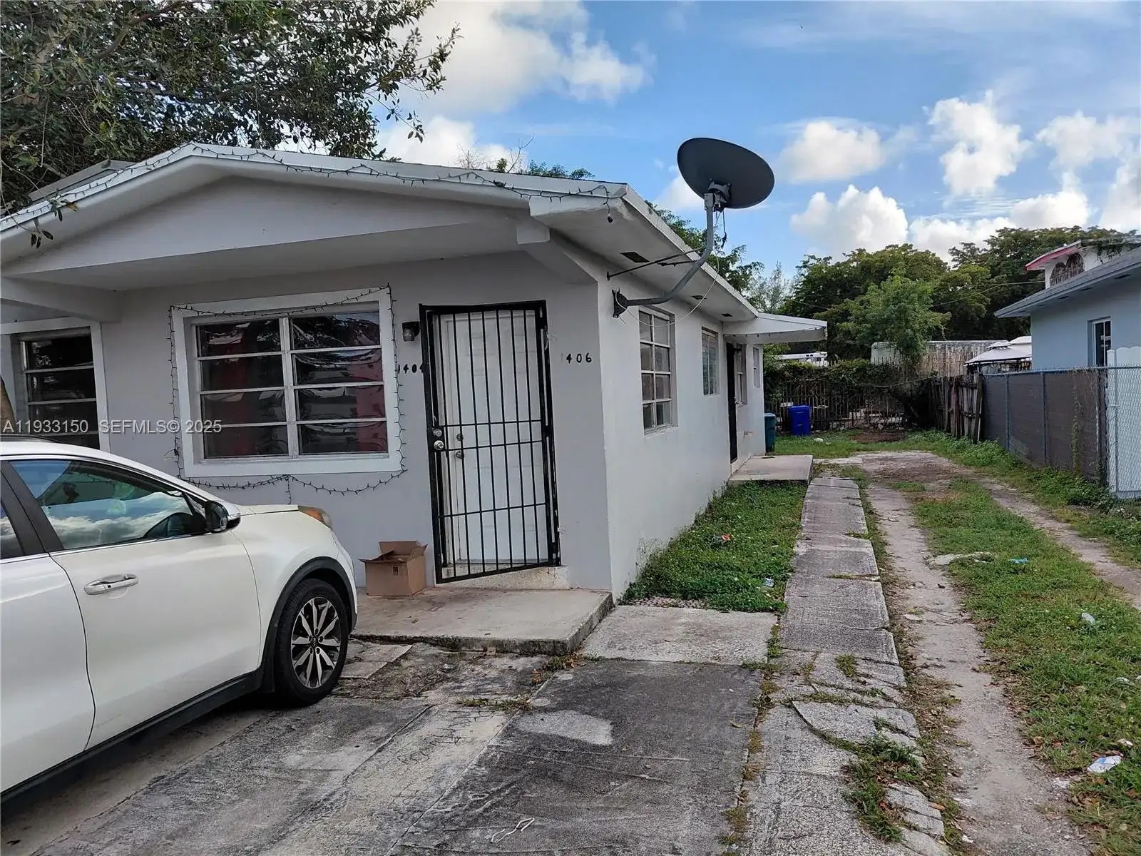 1404 NW 60th St # 1404, Miami FL 33142 photo 2