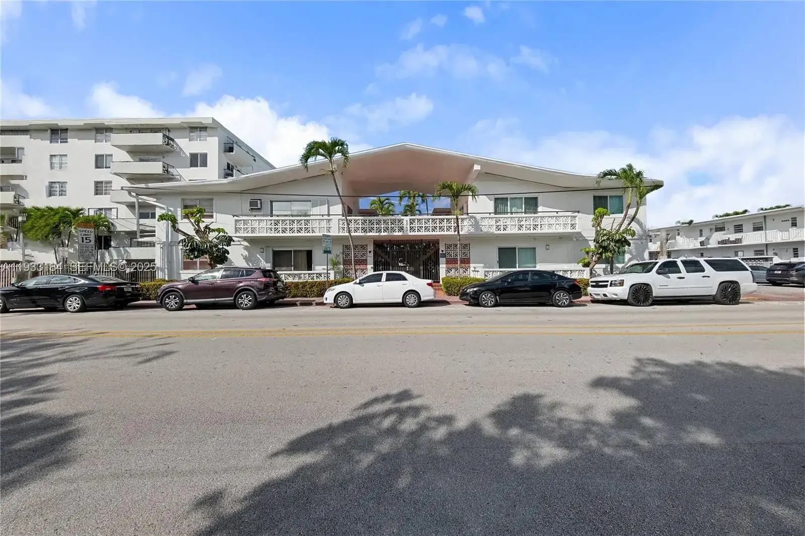 1 bedroom 1 bath Residential for sale at 8040 Tatum Waterway Dr # 11, Miami Beach FL 33141